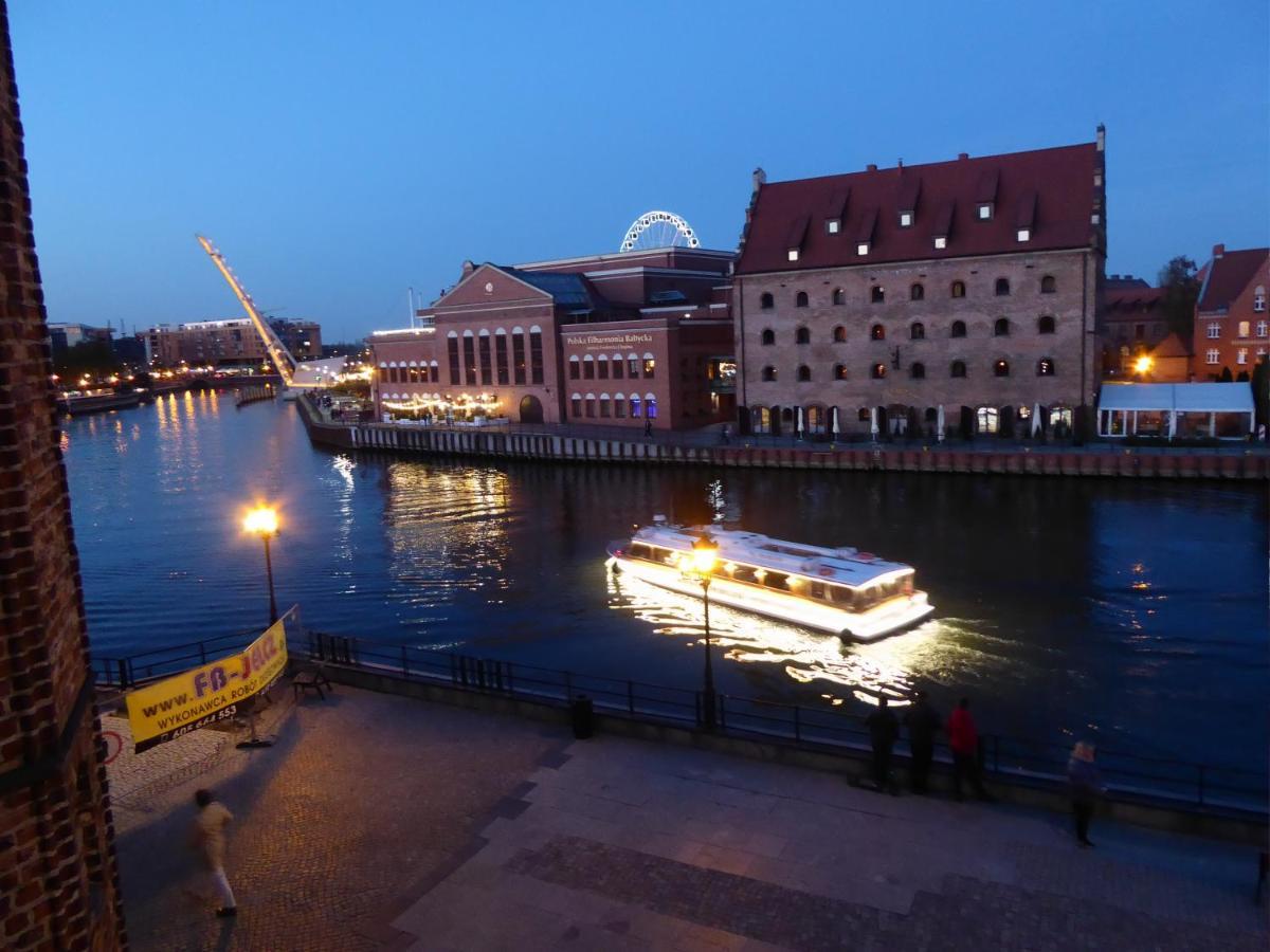 Magical River View By Downtown Apartments Гданьск Экстерьер фото